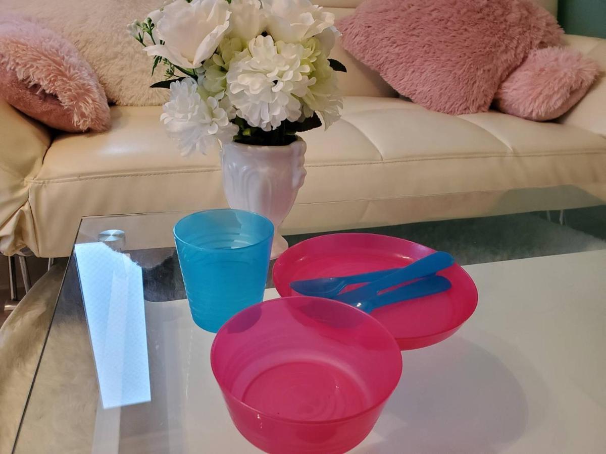 Asakusa Sky Stay Tiffany Blue Room Tokyo Exterior photo